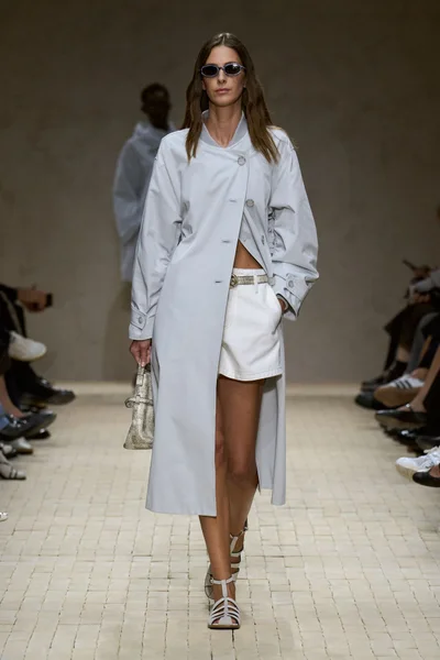 Look 40